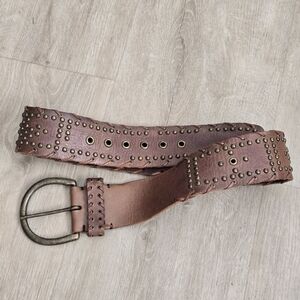 Express Vintage Leather Whipstitch Studded Western Belt with Brass Buckle Size M